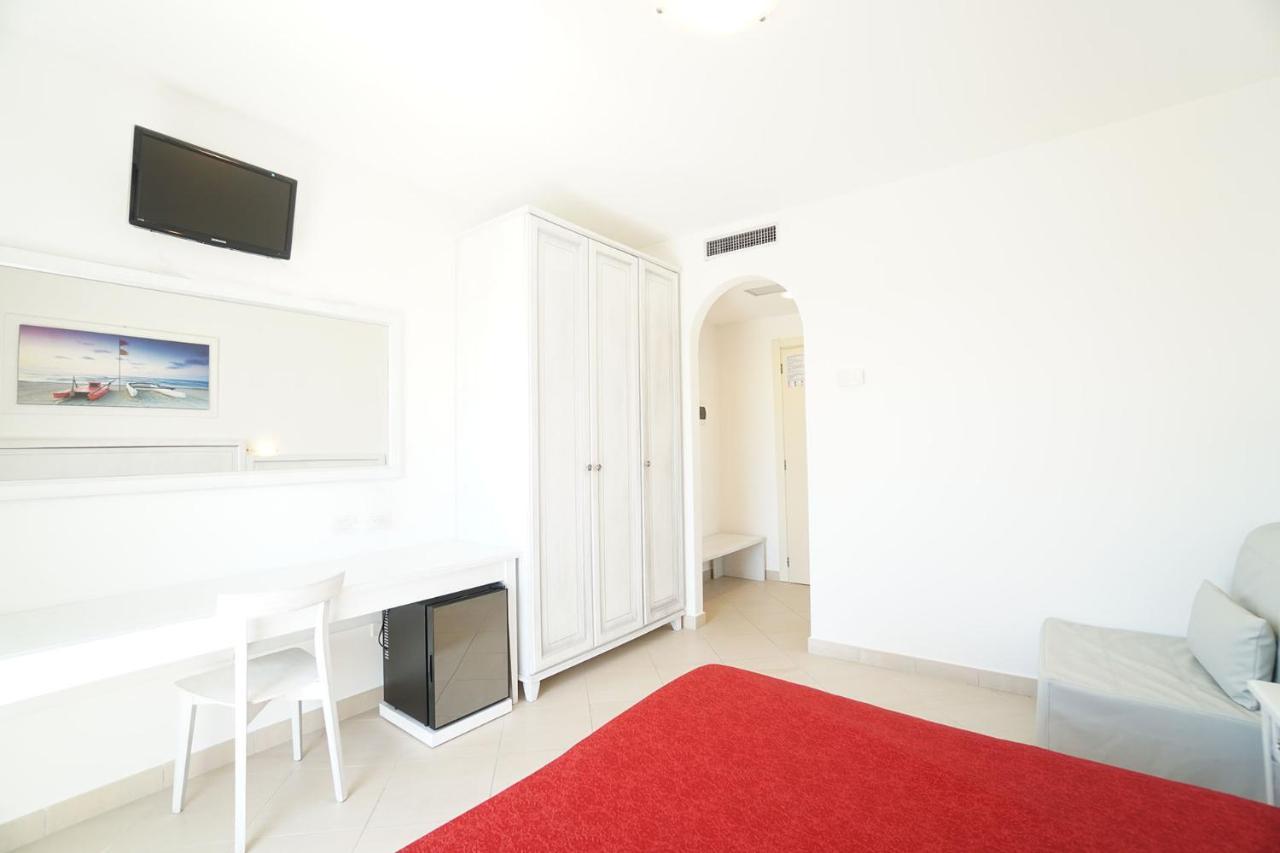Hotel Pigalle Forte dei Marmi Buitenkant foto