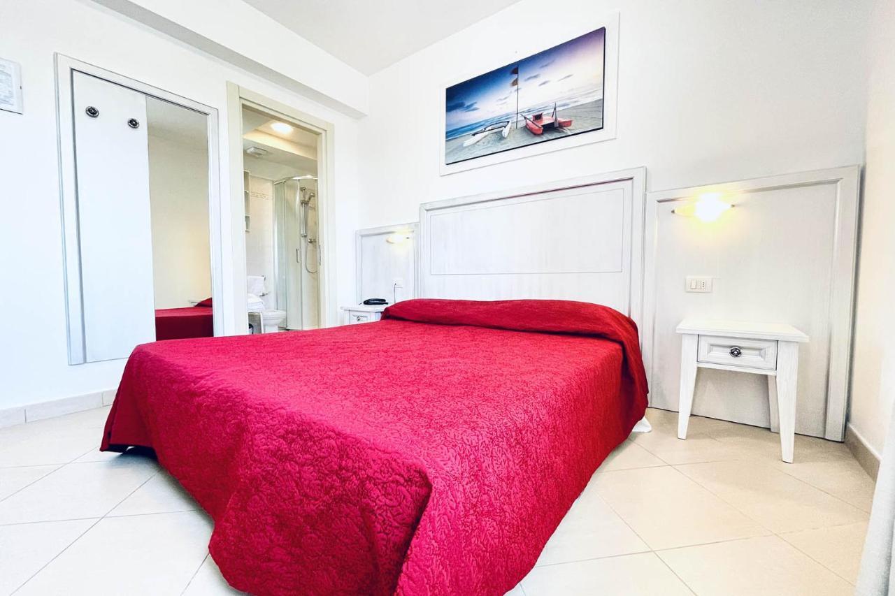Hotel Pigalle Forte dei Marmi Buitenkant foto
