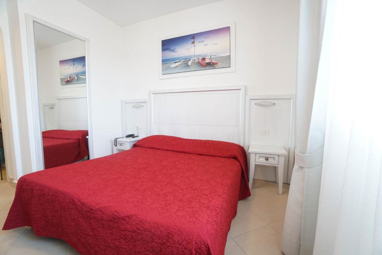 Hotel Pigalle Forte dei Marmi Buitenkant foto