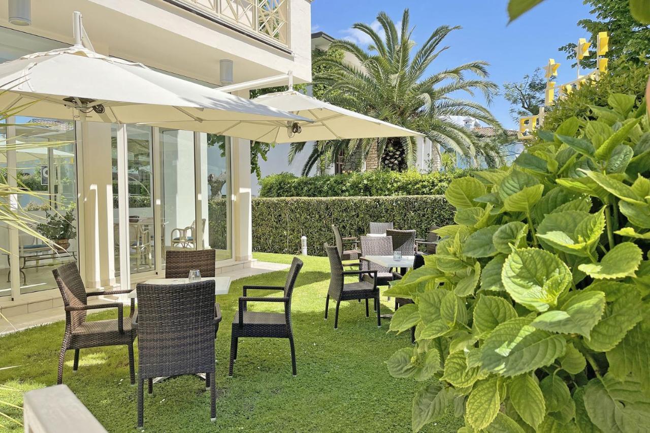 Hotel Pigalle Forte dei Marmi Buitenkant foto